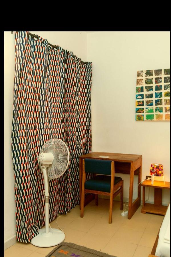 KARLS guesthouse Cotonou Exteriör bild