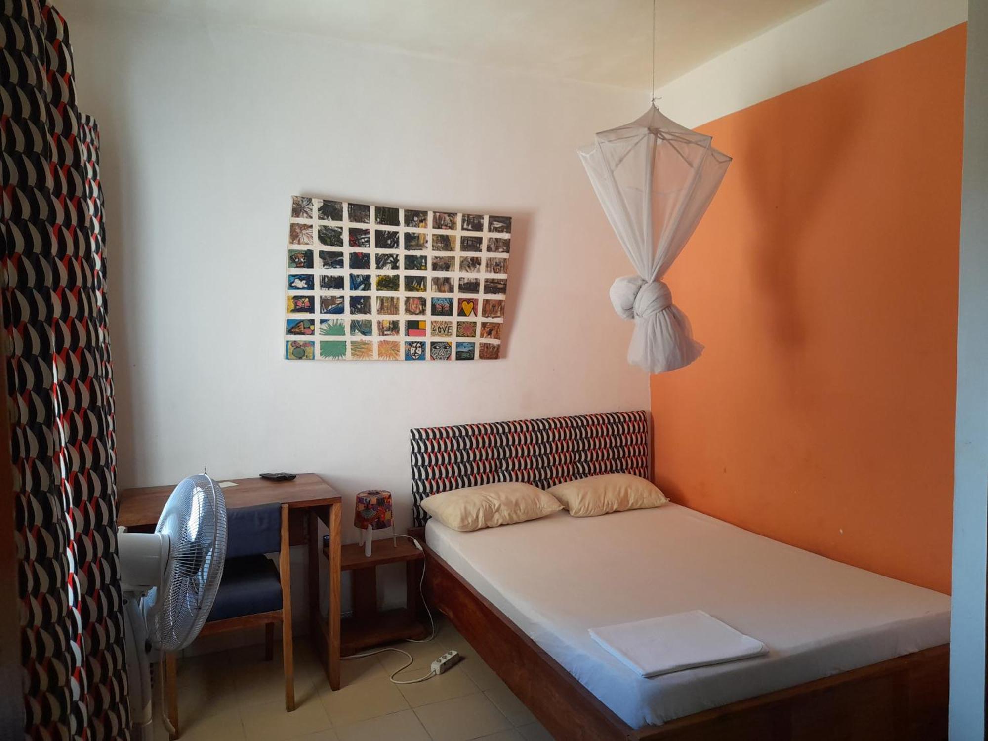 KARLS guesthouse Cotonou Rum bild